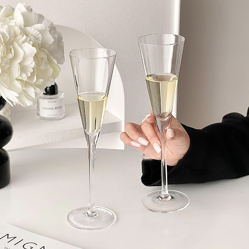 Champagne Flute Pair - Französische romantische zeremonielle Champagnergläser und Weingläser,